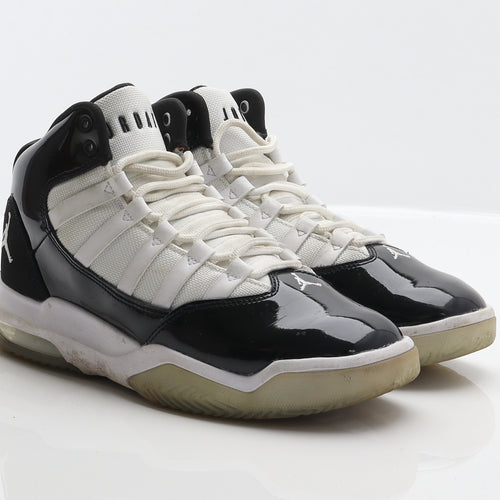 Jordan Boys Black Geometric Synthetic Trainer UK 4 36.5