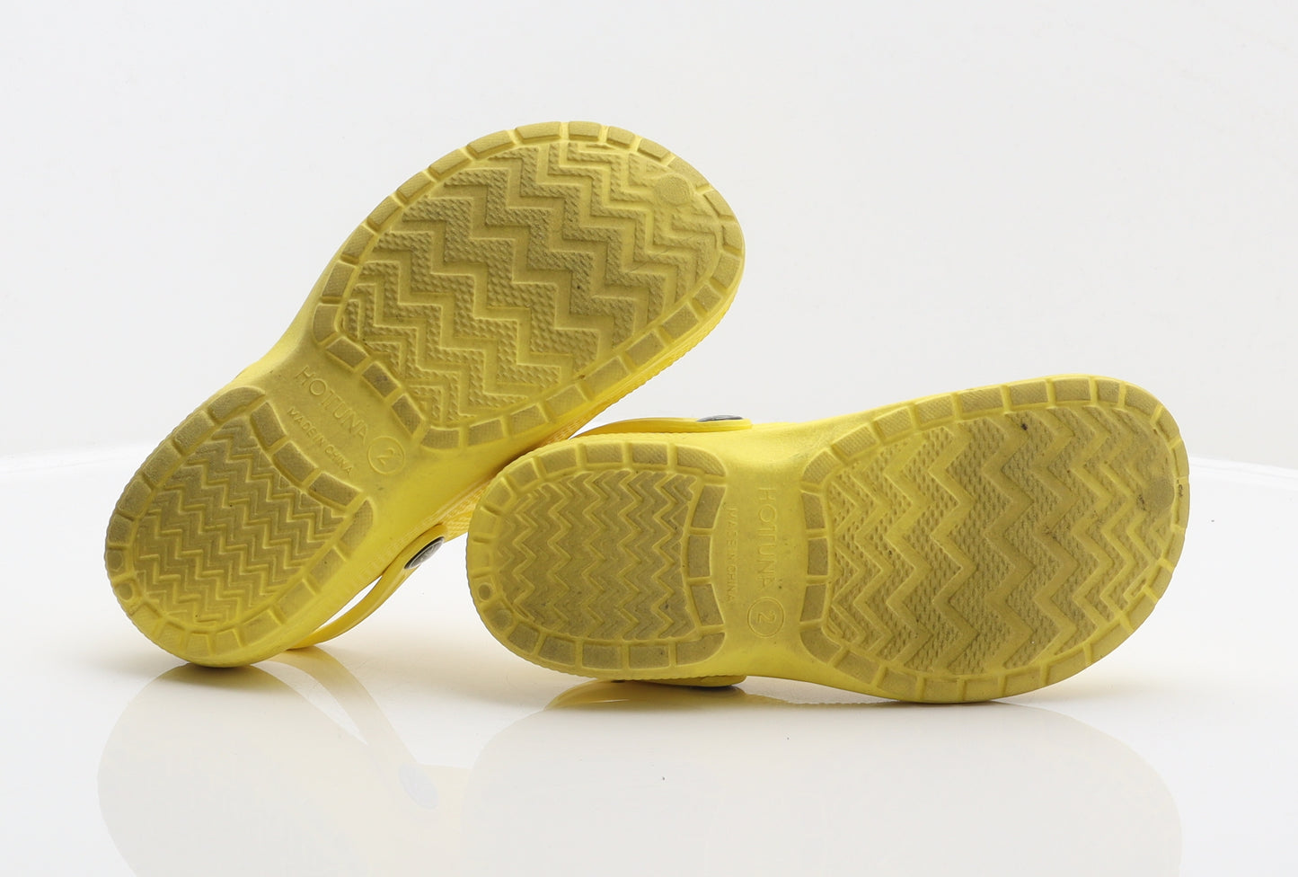Hot Tuna Girls Yellow Synthetic Clog Flat UK 2
