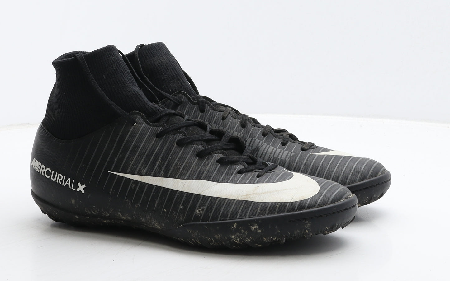 Nike Mens Black Geometric Leather Trainer UK 7.5 42 - Astro turf boots Mercurial