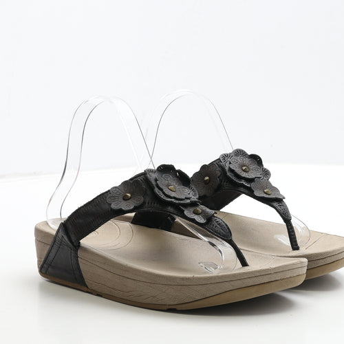 FitFlop Womens Black Floral Leather Thong Sandal UK 5 38 - Flower Detail