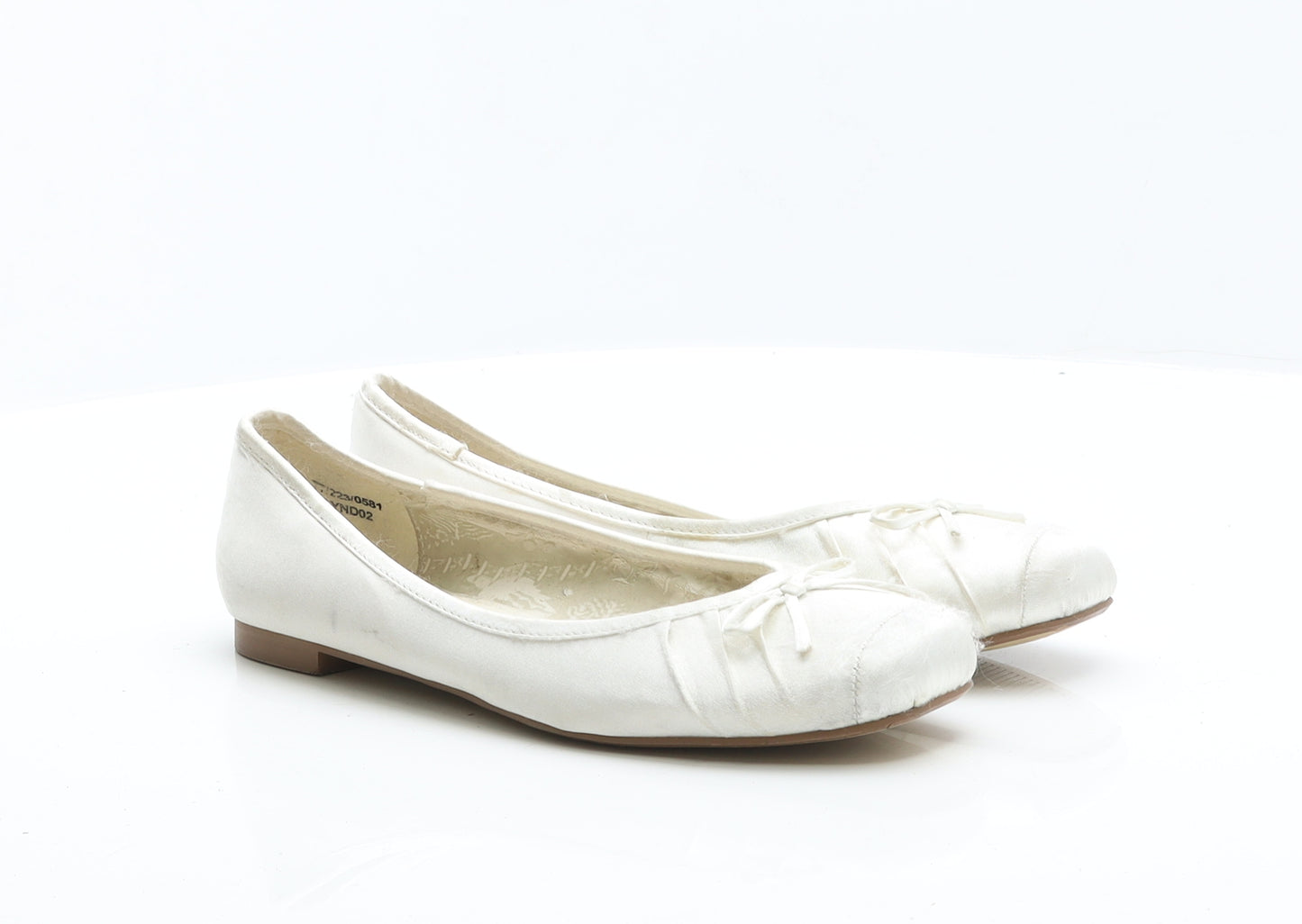 Dorothy Perkins Womens White Silk Blend Ballet Flat UK 6 39