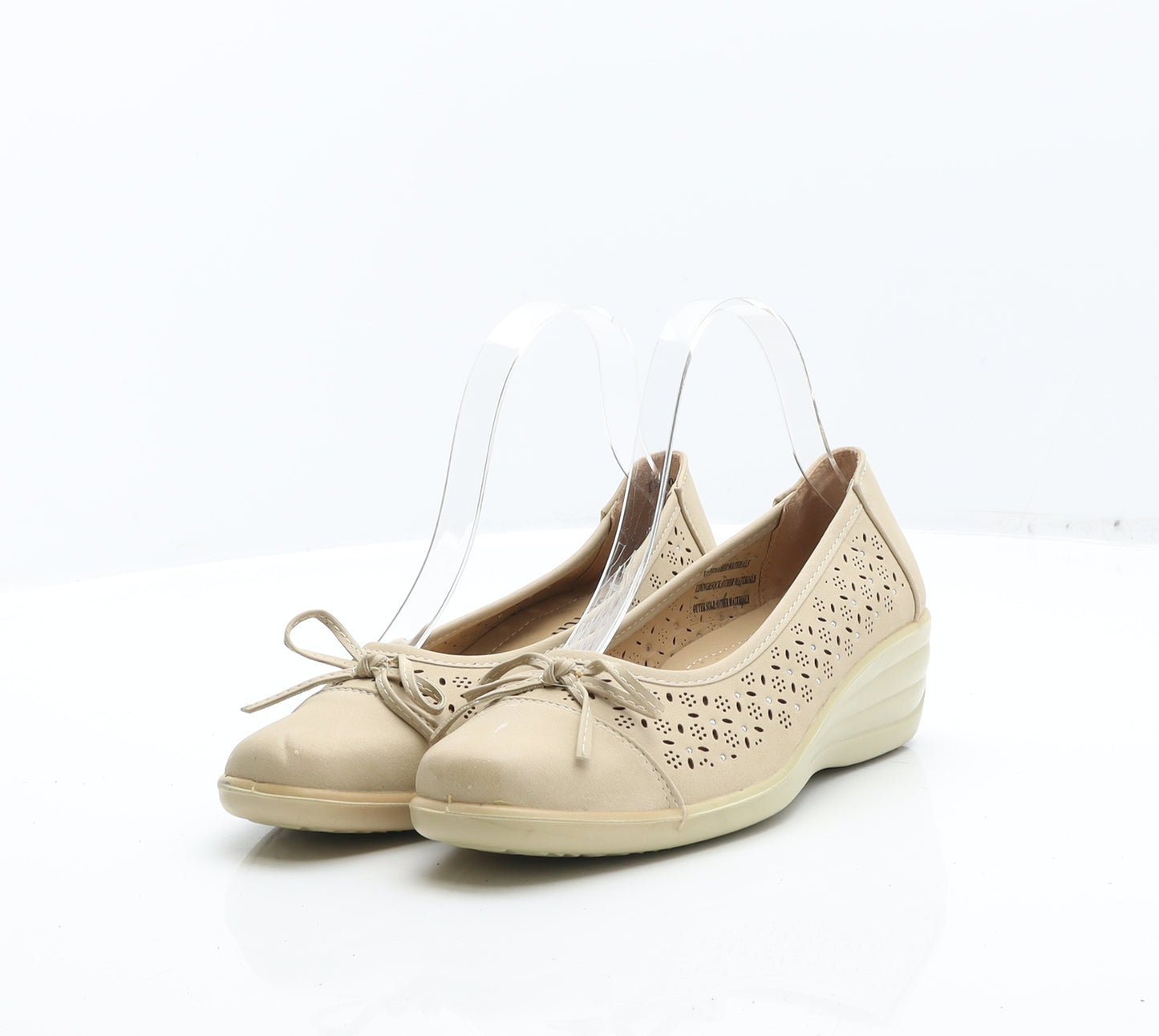 Softlites Womens Beige Leather Court Heel UK 4 37