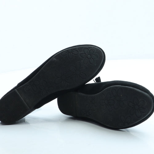 F&F Girls Black Polyester Flat UK 2 34
