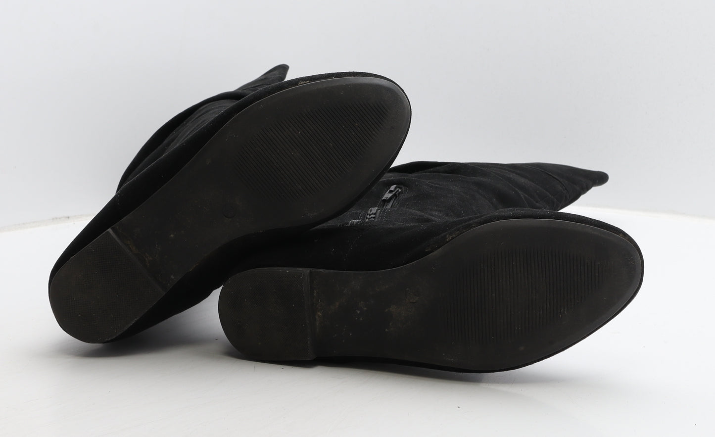 Preworn Womens Black Suede Slip On Boot UK 7