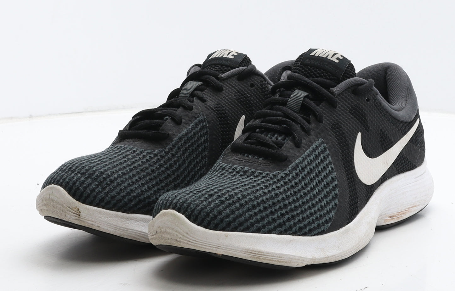 Nike Mens Black Geometric Fabric Trainer UK 7 41