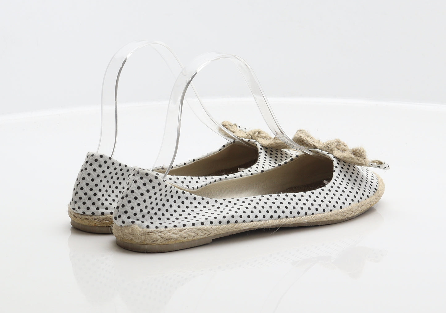 M&Co Womens White Polka Dot Fabric Ballet Flat UK 5 38