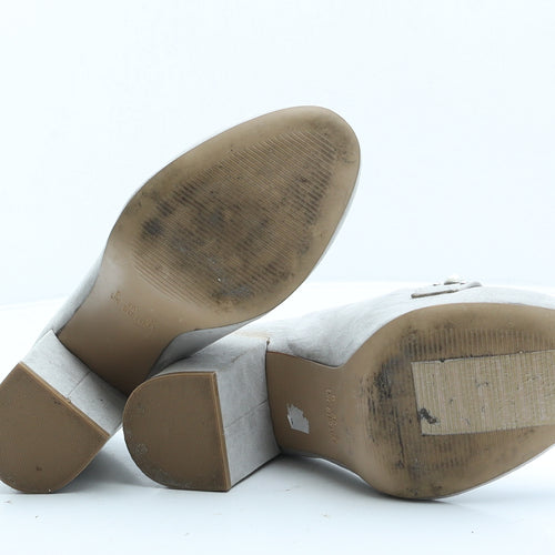 Primark Womens Grey Suede Court Heel UK 6 39