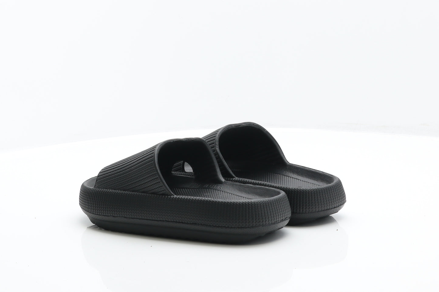 Preworn Womens Black Rubber Slider Sandal UK 2.5 34