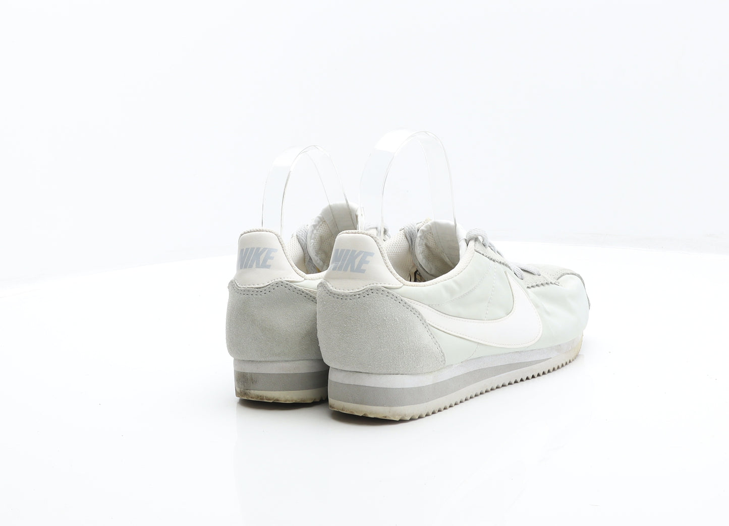 Nike ACG Womens Green Synthetic Trainer UK 6.5