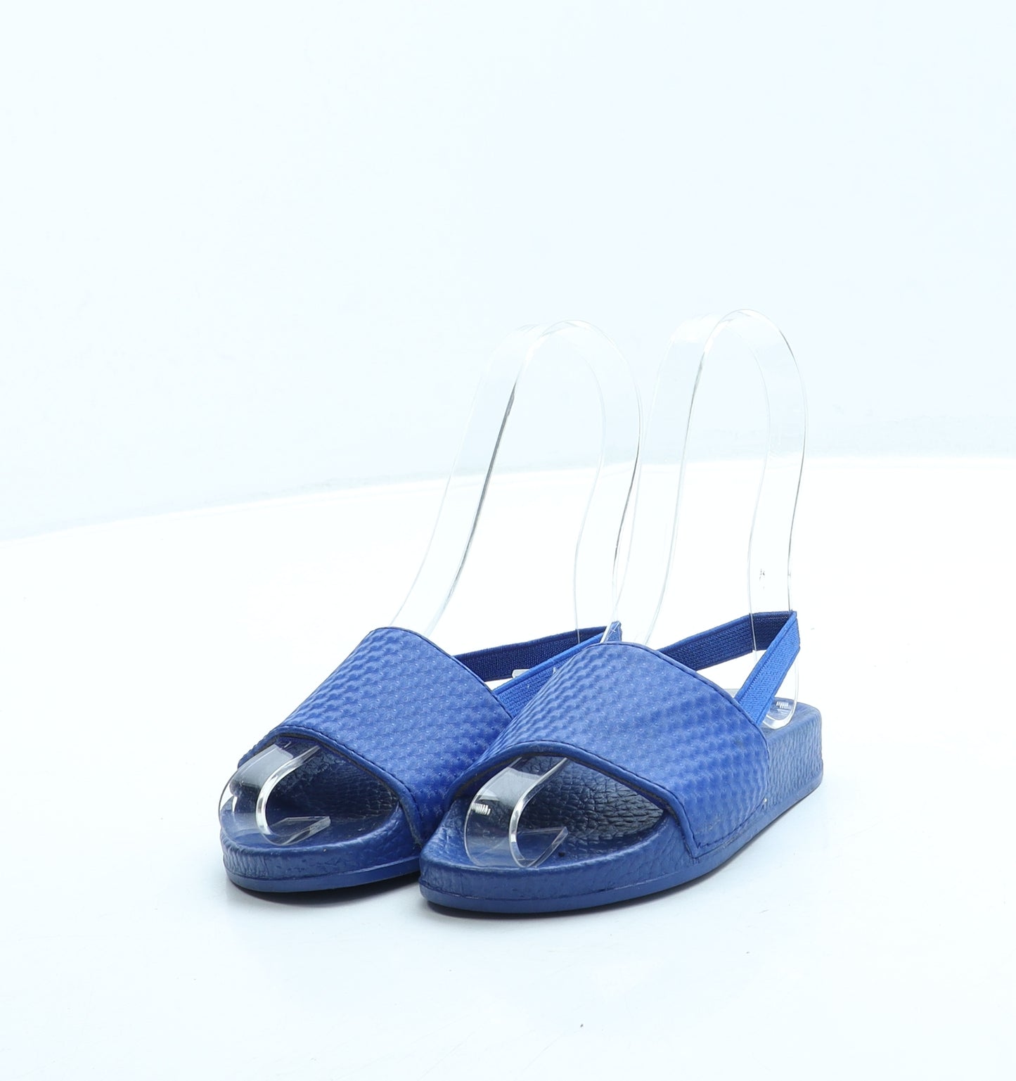 Preworn Boys Blue Rubber Slingback Sandal UK 7 24