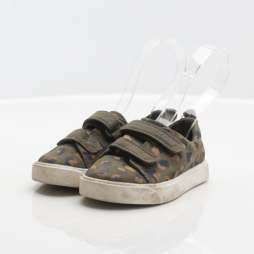 Clarks Boys Green Geometric Fabric Trainer UK 6.5 23
