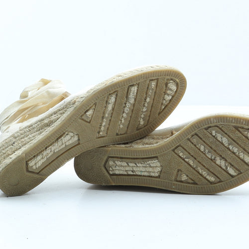 Preworn Womens Beige Fabric Strappy Heel UK 4 37