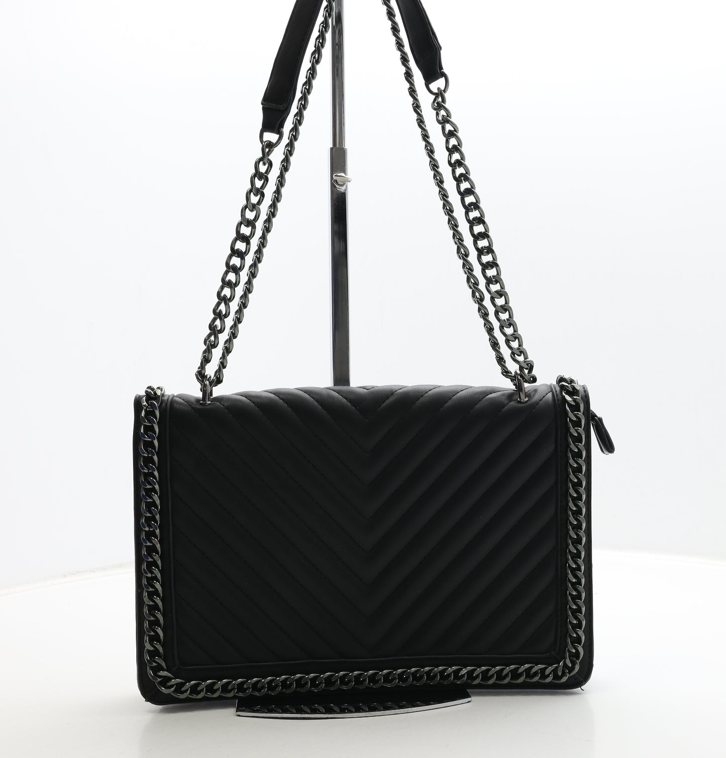 Preworn Womens Black Geometric Polyester Shoulder Bag Size Medium