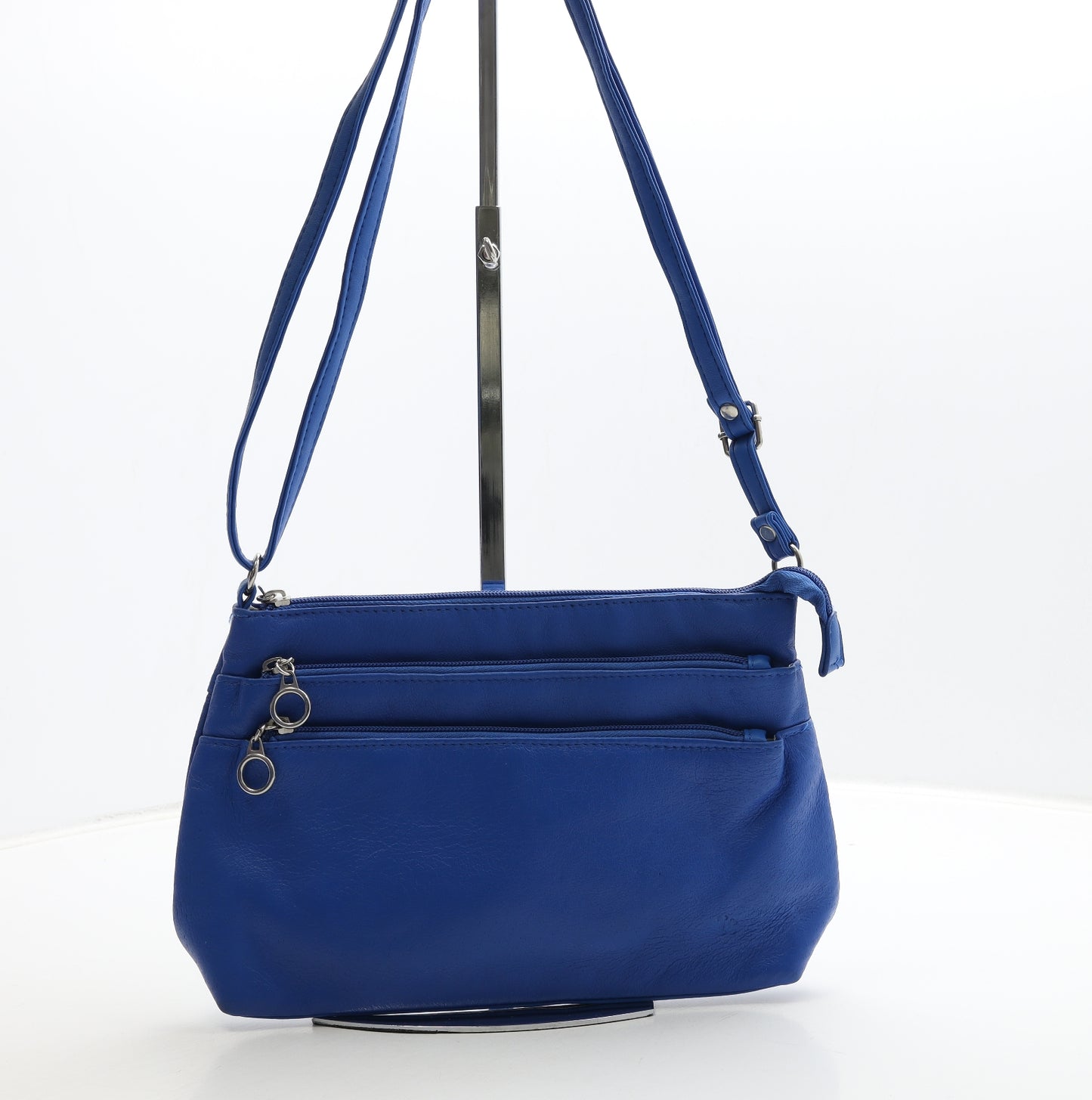 IT Womens Blue Polyester Crossbody Size Small