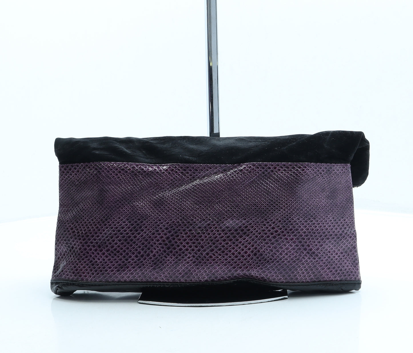 Preworn Womens Purple Animal Print Suede Clutch Size Small
