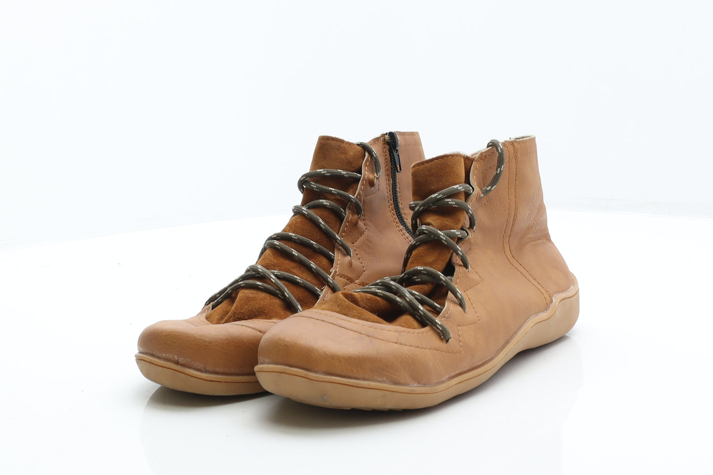 Preworn Mens Brown Leather Trainer Casual UK 8 42