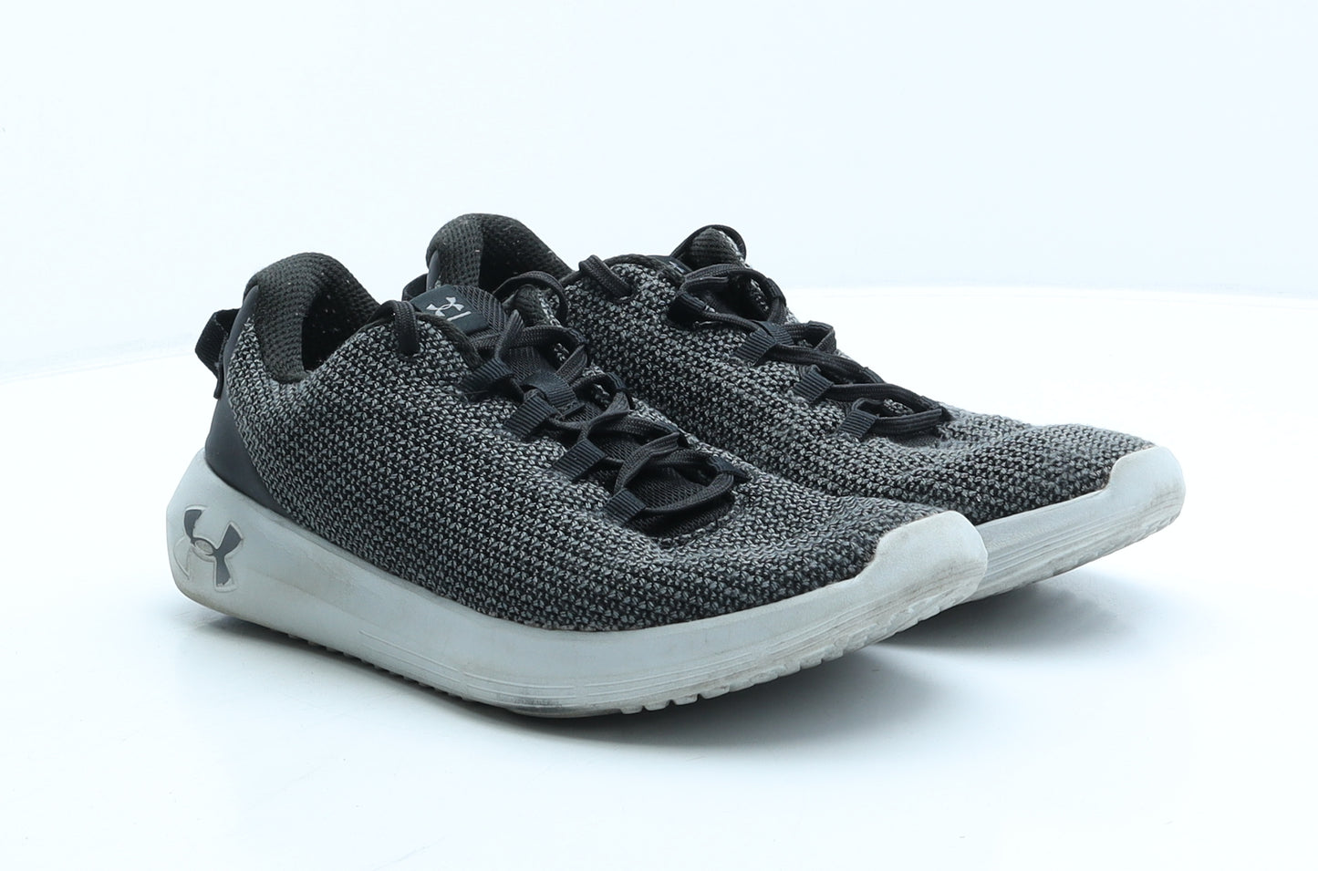 Under armour Mens Grey Fabric Trainer UK 8 42.5