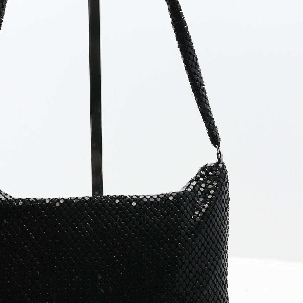 Preworn Womens Black Geometric Polyester Shoulder Bag Size Medium
