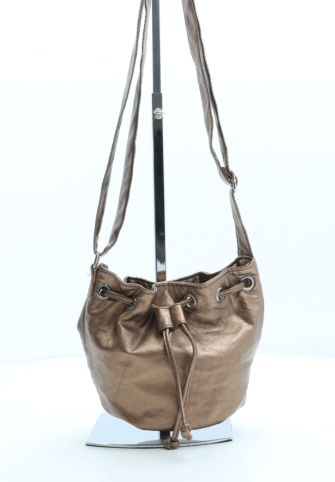 Preworn Womens Gold Leather Pouch Size Mini