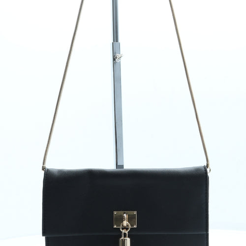 Accessorize Womens Black Bottega Veneta Intrecciato Leather Clutch Size Small