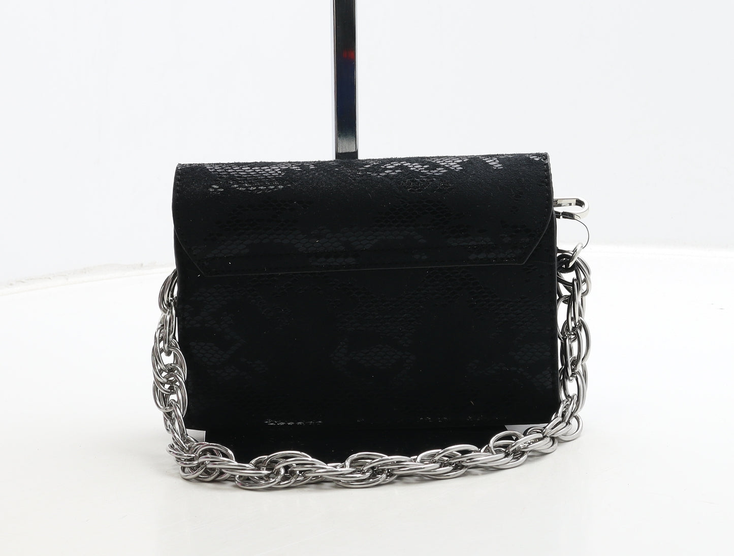 NEXT Womens Black Geometric Polyester Clutch Size Small