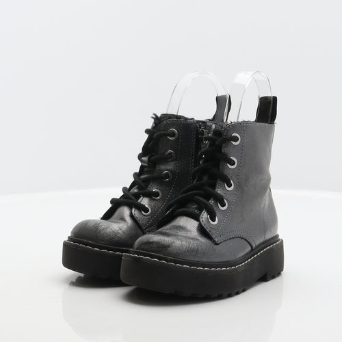 H&M Girls Silver Synthetic Combat Boot UK 8.5 26 - Holographic