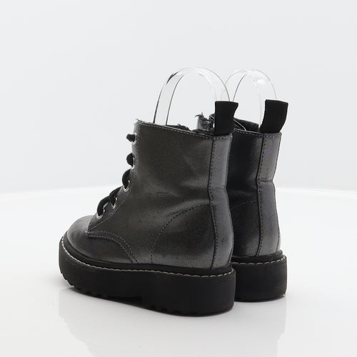 H&M Girls Silver Synthetic Combat Boot UK 8.5 26 - Holographic