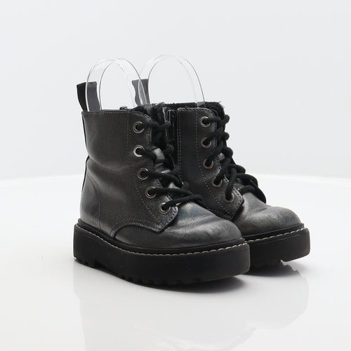 H&M Girls Silver Synthetic Combat Boot UK 8.5 26 - Holographic