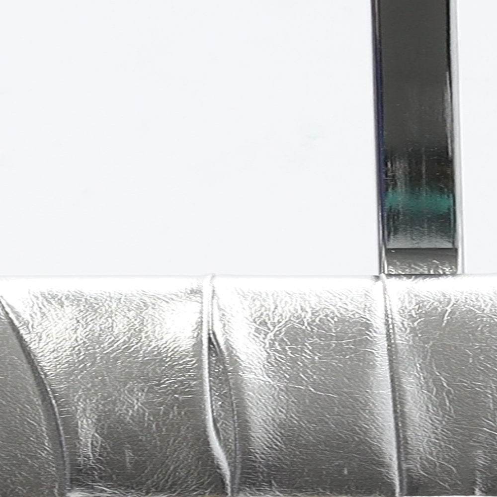 Preworn Womens Silver Polyurethane Clutch Size Small