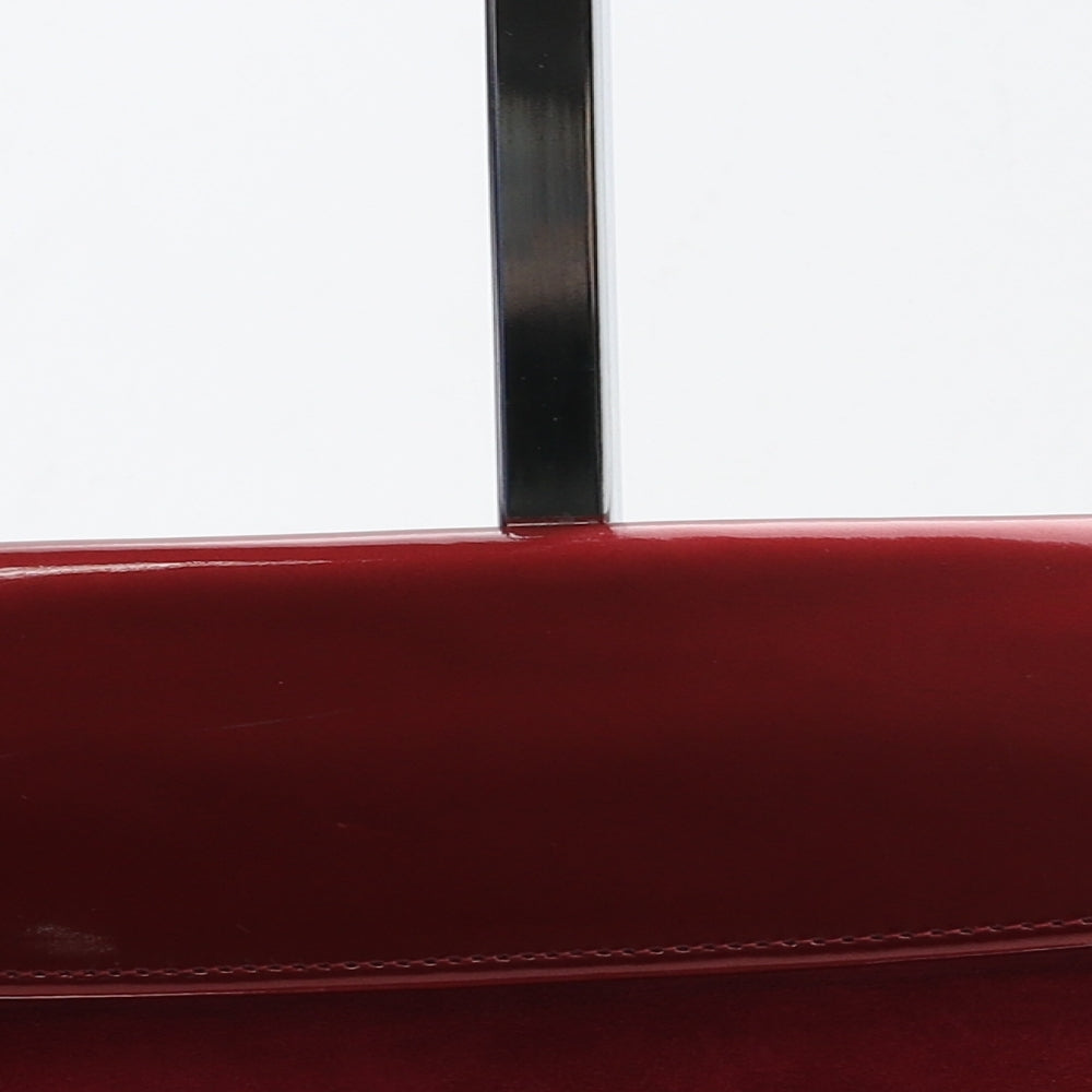 Preworn Womens Red Polyurethane Clutch Size Small
