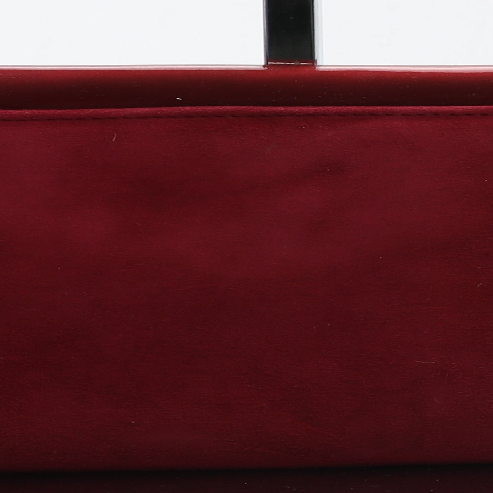Preworn Womens Red Polyurethane Clutch Size Small