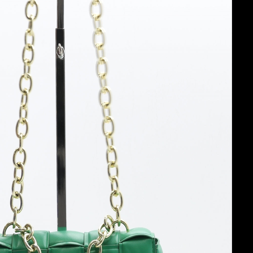 Preworn Womens Green Polyurethane Shoulder Bag Size Small