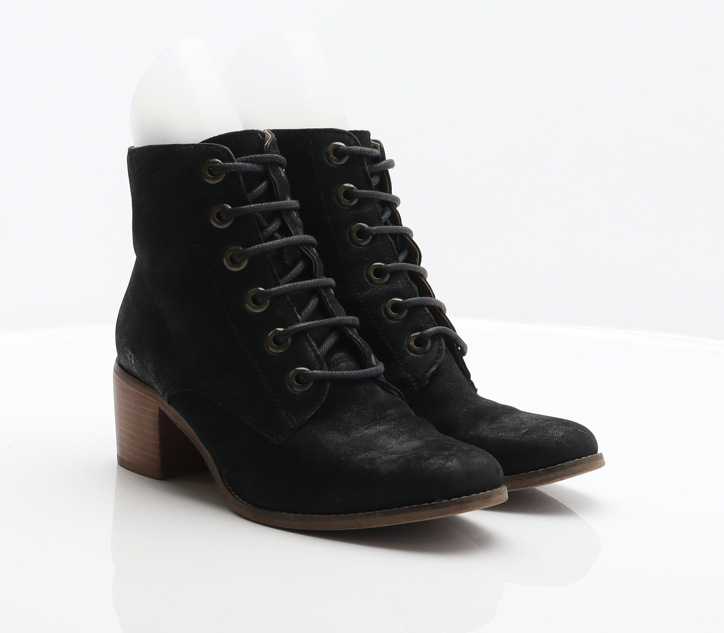 Marks and Spencer Womens Black Leather Chukka Boot UK 5