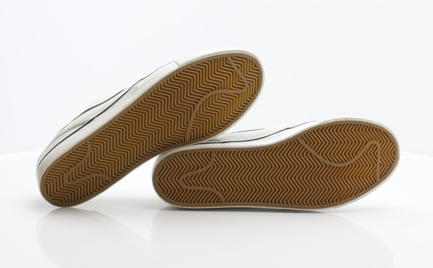 Nike Mens White Fabric Trainer UK 1.5 46 - Stefan Janoski