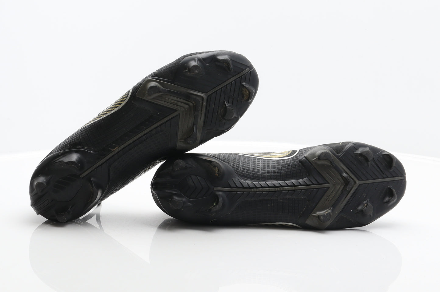 Nike Mens Black Synthetic Trainer UK 7 41 - Football shoes