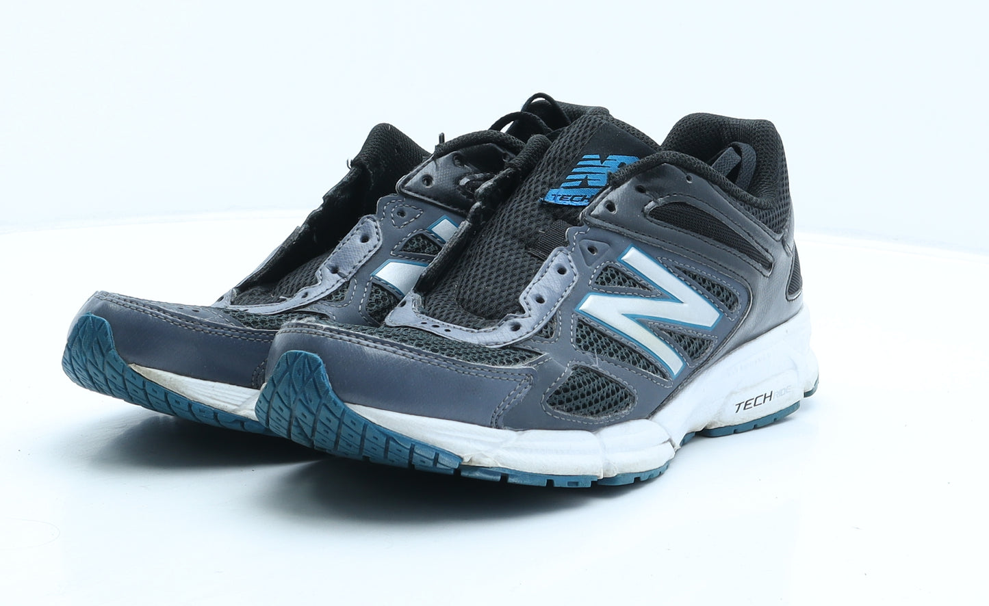 New Balance Mens Black Fabric Trainer UK 8