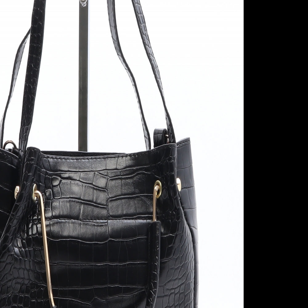 Preworn Womens Black Polyethylene Shoulder Bag Size Small