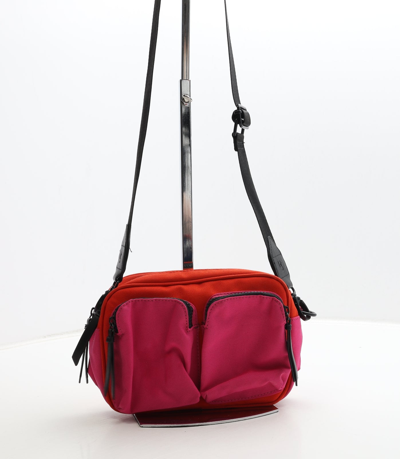 Urban Status Womens Red Polyester Crossbody Size Small