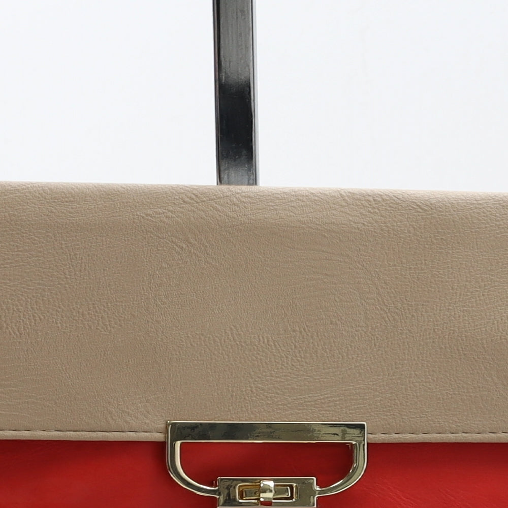 F&F Womens Beige Polyurethane Clutch Size Small