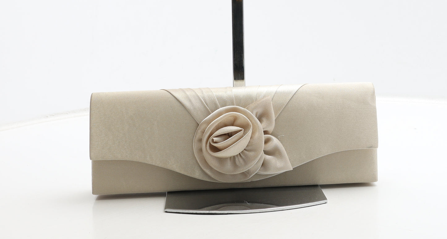 Preworn Womens Gold Polyester Clutch Size Small - Flower Detail