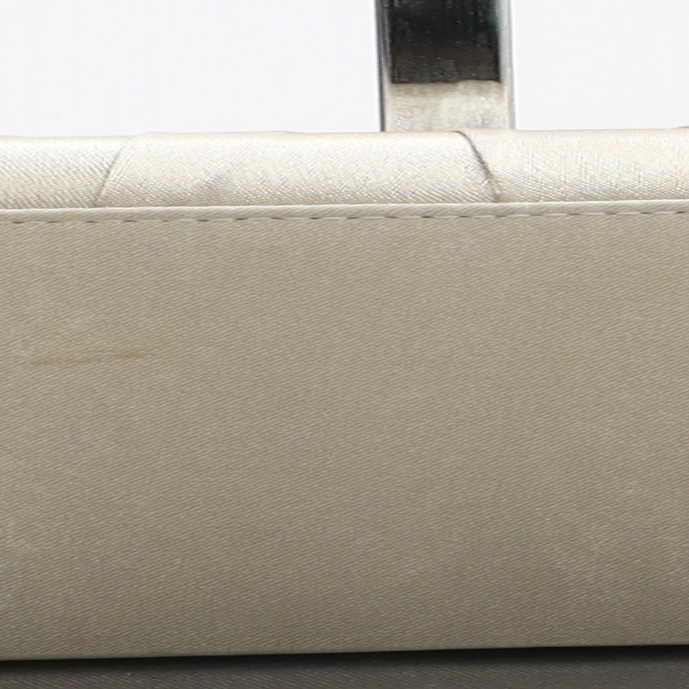Preworn Womens Gold Polyester Clutch Size Small - Flower Detail