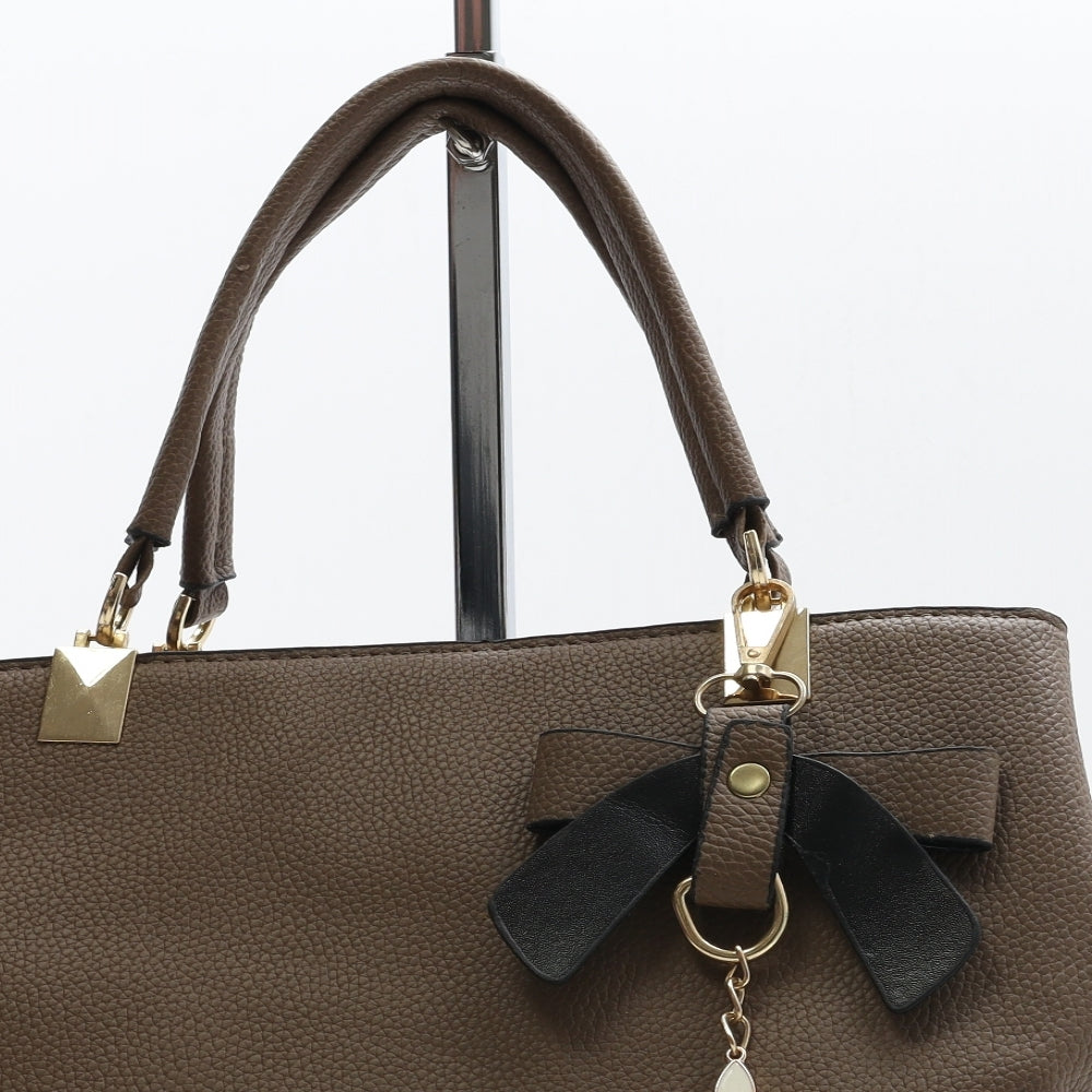 Preworn Womens Brown Polyurethane Top Handle Bag Size Medium