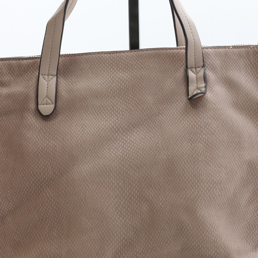 F&F Womens Pink Bottega Veneta Intrecciato Polyurethane Top Handle Bag Size Medium