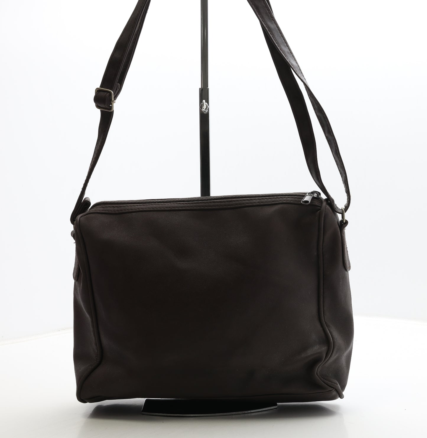 Preworn Womens Brown Polyurethane Crossbody Size Medium