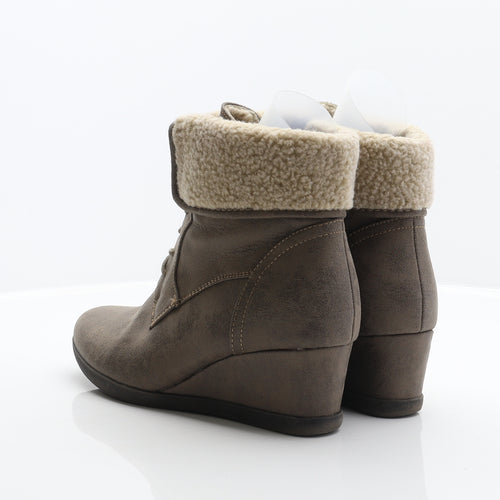 Preworn Womens Brown Synthetic Bootie Boot UK 7 41