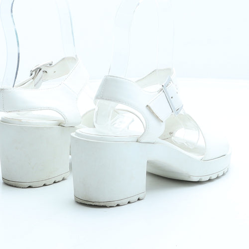 New Look Girls White Synthetic Strappy Sandal UK 1
