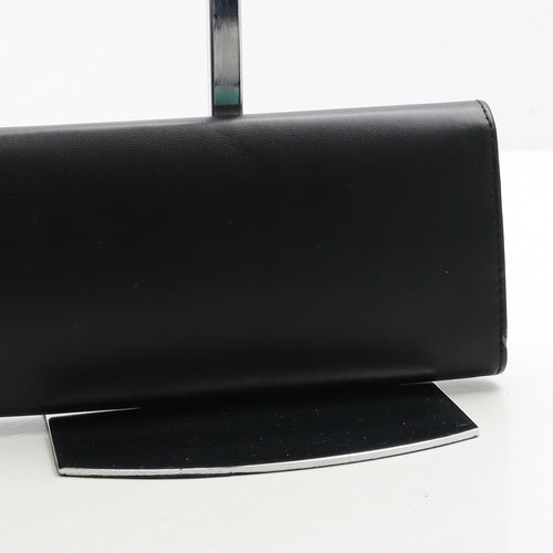 Preworn Womens Black Polyurethane Clutch Size Small