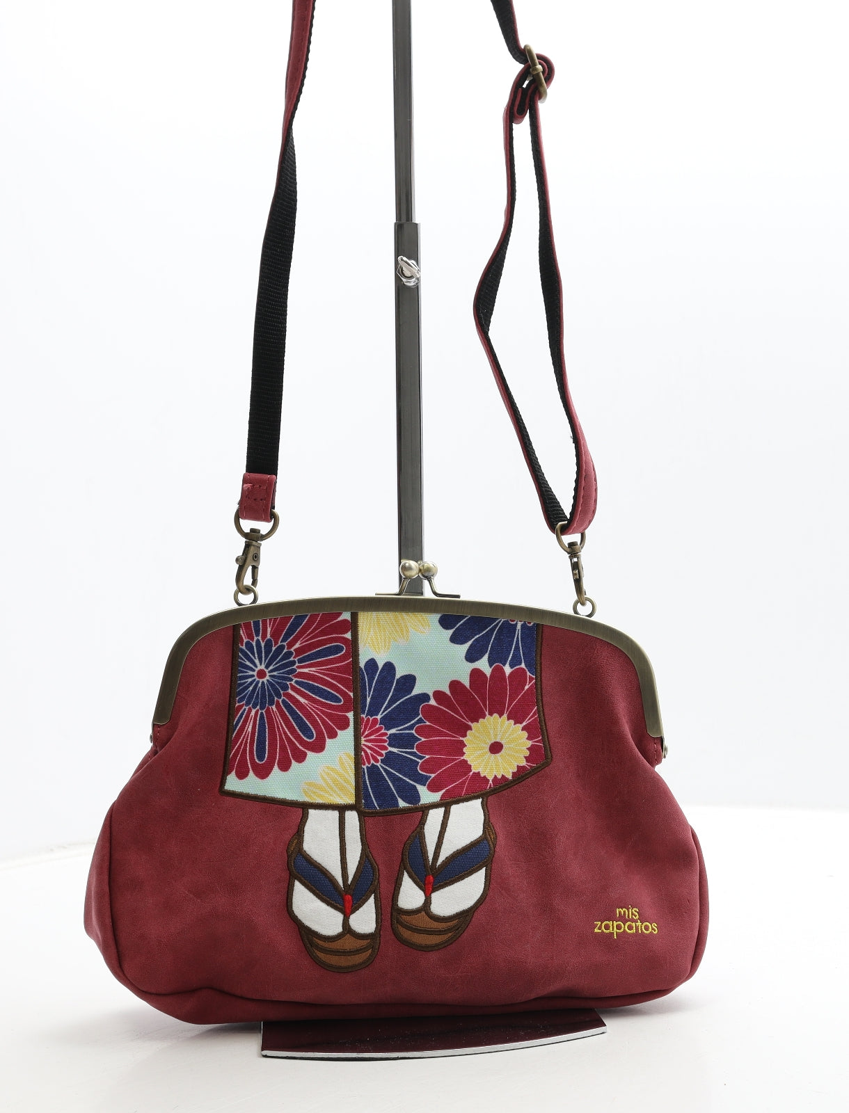 Mis Zapatos Womens Red Geometric Polyester Crossbody Size Medium