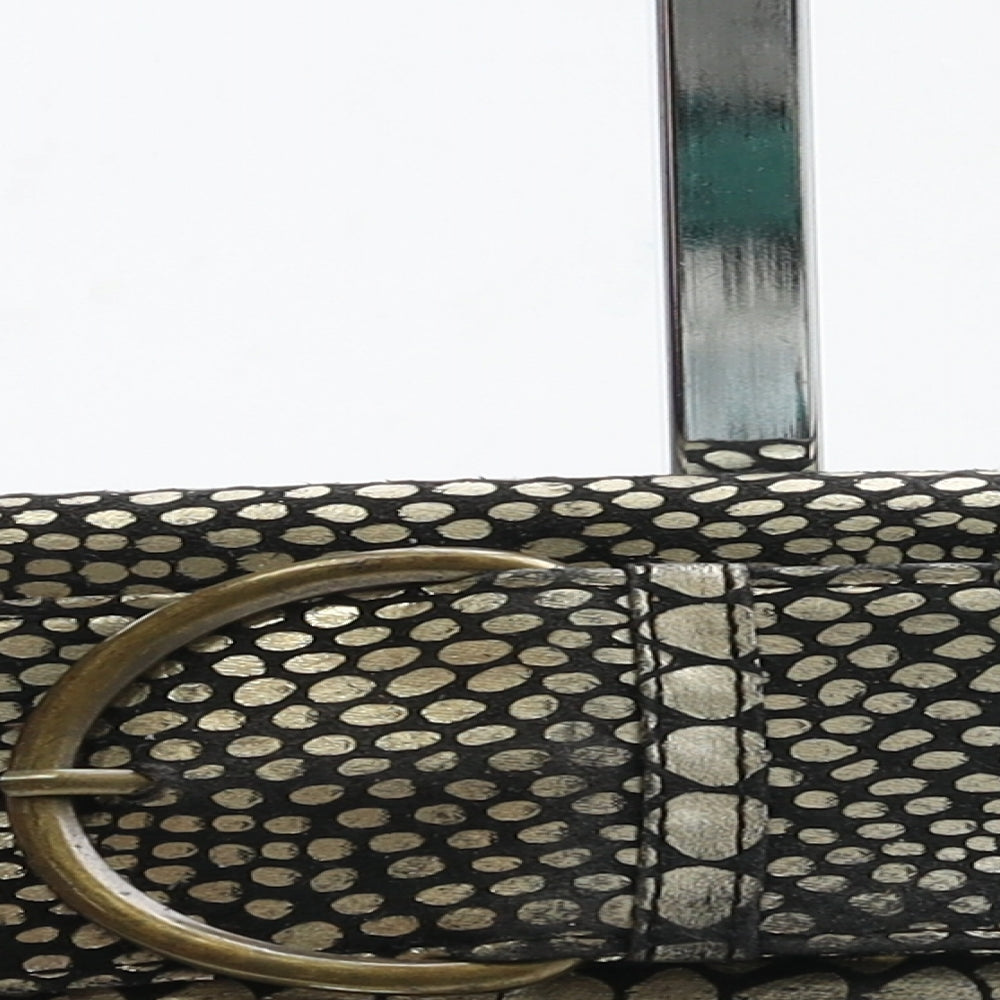 Preworn Womens Gold Geometric Polyester Clutch Size Small
