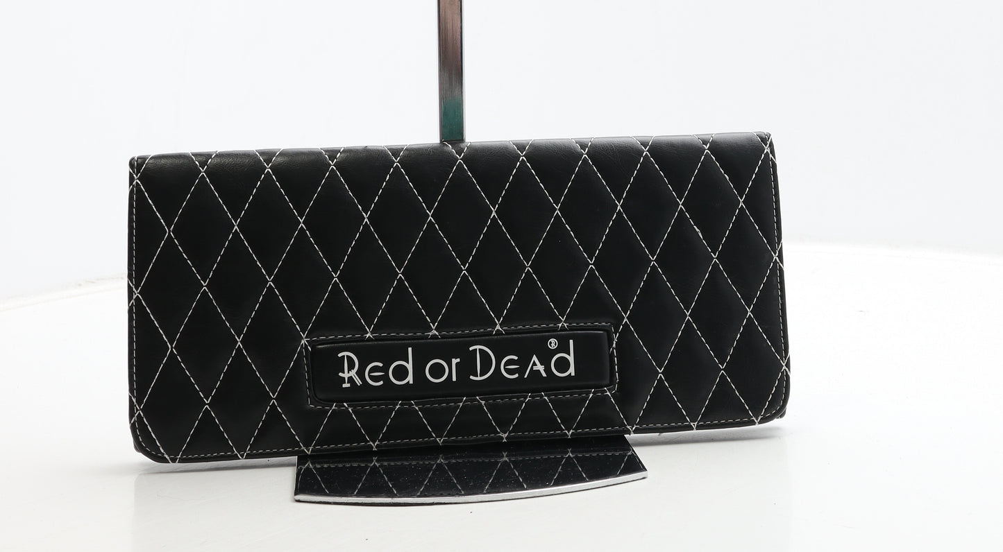 Red or Dead Womens Black Geometric Polyurethane Clutch Size Small
